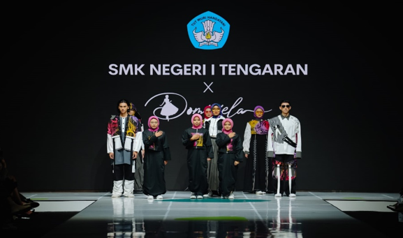 Xsata di Pagelaran Jakarta Muslim Fashion Week