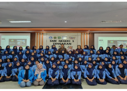 Edukasi Pencegahan Anemia dan Pemeriksaan Status Gizi pada Remaja Putri