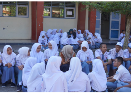 Guru Wali Samakah dengan Wali Kelas?